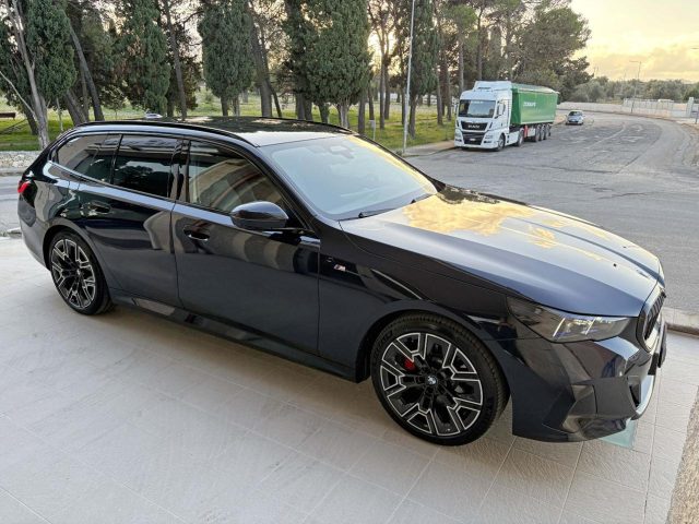 BMW 520 d 48V xDrive Touring Msport Pro. - foto 3 di 4