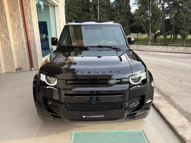 Land Rover Defender 110 3.0D I6 250 CV AWD Auto X-Dynamic HSE - foto 2 di 4