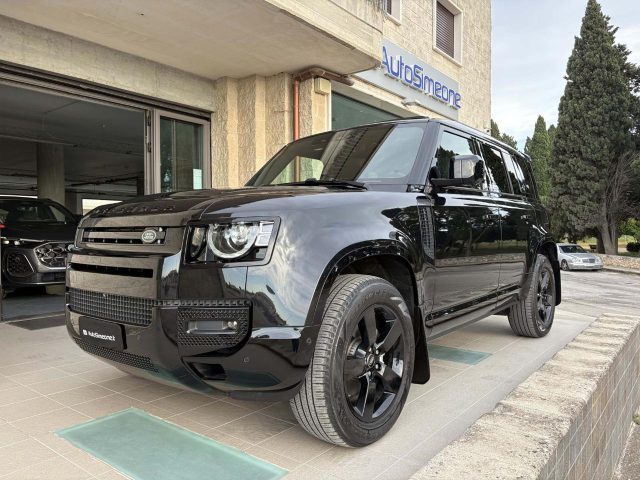 Land Rover Defender 110 3.0D I6 250 CV AWD Auto X-Dynamic HSE. usato a CAROVIGNO