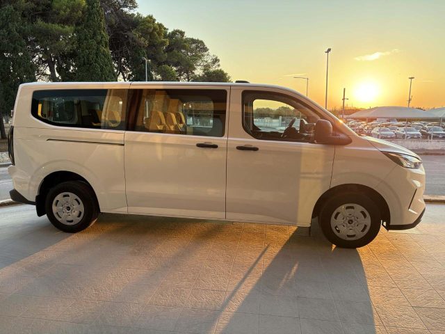 Ford Transit Custom 2.0 EcoBlue 136CV PL Combi Trend 9 POSTI - foto 4 di 4
