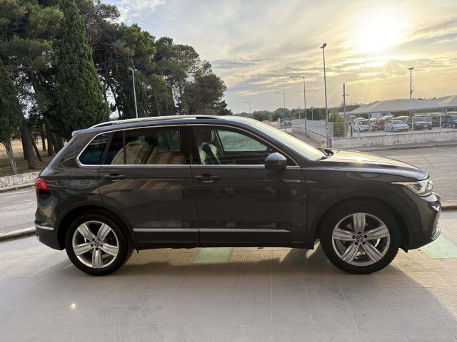 Volkswagen Tiguan 2.0 TDI 150 CV SCR DSG Elegance VIRTUAL - foto 4 di 4