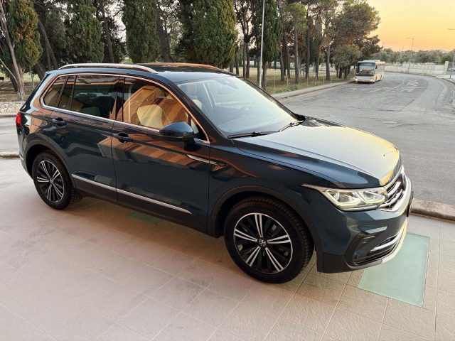 Volkswagen Tiguan 2.0 TDI 150 CV SCR DSG Elegance VIRTUAL - foto 3 di 4