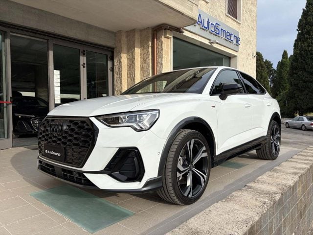 Audi Q3 SPB SPORTBACK 40TDI S tronic S line Identity Black usato a CAROVIGNO