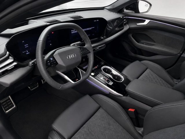 Audi A6 2.0 TDI mHEV+ S tronic S line edition one TETTO. - foto 3 di 9