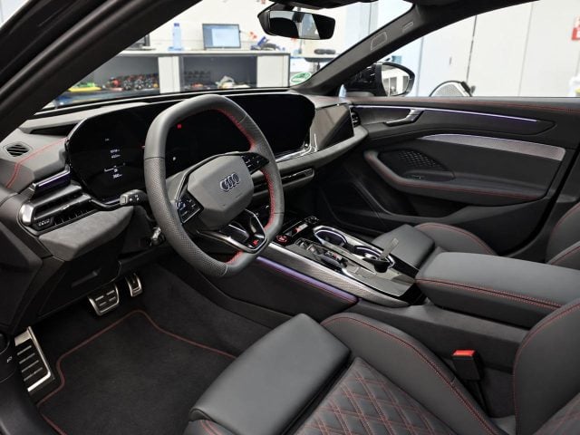Audi A6 Avant 2.0 TDI mHEV+ S tronic quattro S line edition one - foto 3 di 4