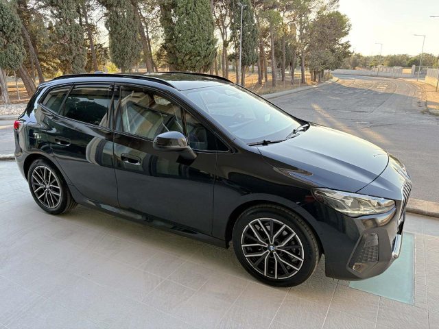 BMW 218 d Active Tourer Msport - foto 3 di 4