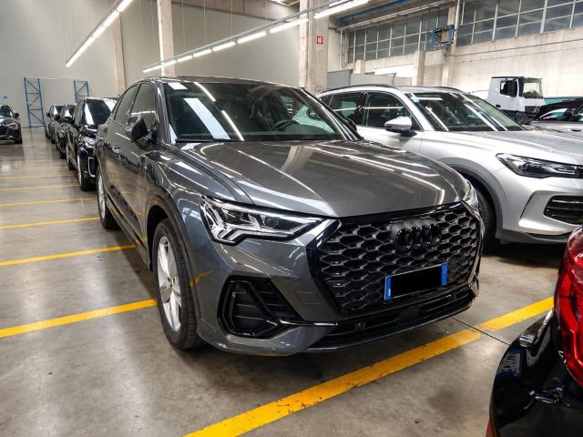 Audi Q3 SPB Sportback 35 TDI S tronic S line edition - foto 3 di 4