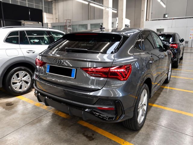 Audi Q3 SPB Sportback 35 TDI S tronic S line edition - foto 4 di 4