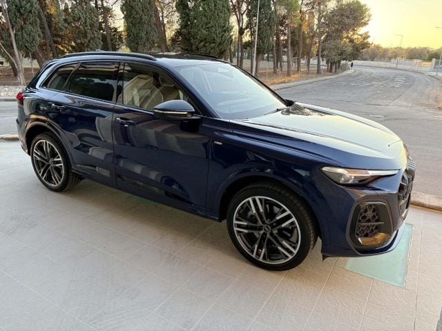 Audi Q5 TDI 150 kW mHEV+ S tronic quattro S line edition. - foto 3 di 4