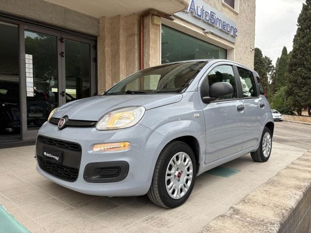 Fiat Panda 1.0 FireFly S&S Hybrid, del 2022, 32.855 km, in vendita a Carovigno (BR)
