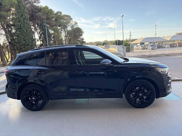 Volkswagen Tiguan 2.0 TDI 150 CV DSG R-Line Plus ''TOTAL BLACK'' - foto 4 di 4