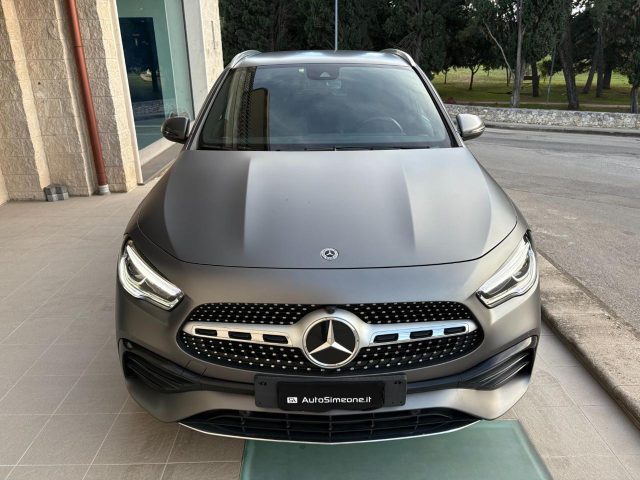 Mercedes-Benz GLA 200 d Automatic 4Matic Premium MAGNO DESIGNO (OPACA) - foto 2 di 4