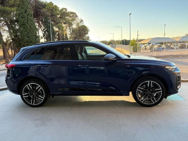 Audi Q5 TDI 150 kW mHEV+ S tronic quattro S line edition - foto 4 di 4