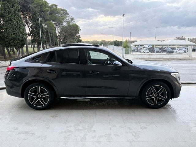 Mercedes-Benz GLC 220 d 4Matic Mild hybrid Coupé AMG Line Premium TETTO. - foto 3 di 4