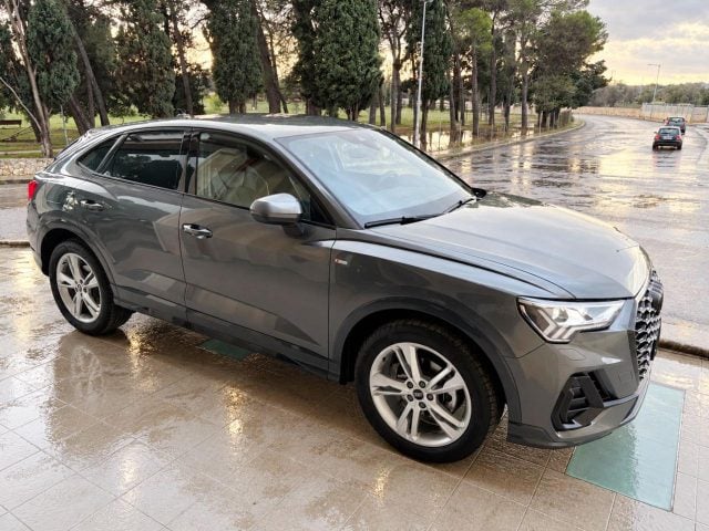 Audi Q3 SPB Sportback 35 TDI S tronic S line edition - foto 3 di 4