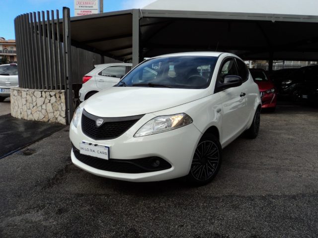 Lancia Ypsilon 1.2 69 CV 5 porte S&S Elefantino Blu GPL usato a GIUGLIANO IN CAMPANIA
