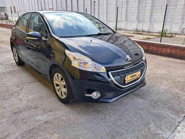 Peugeot 208 1° serie 1.2 VTi 82 CV 5 porte Allure - foto 3 di 4