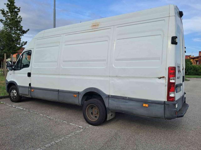 Iveco Daily 35C15LV BTor 3.0 HPT PL-TA-RG Furgone - foto 3 di 4