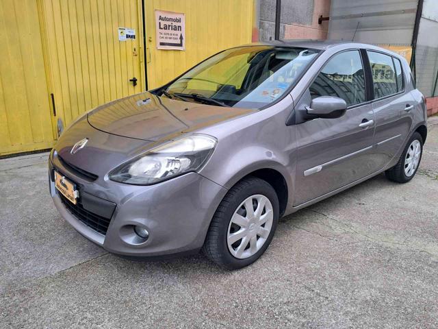 Renault Clio 1.2 16V 5 porte Luxe ok neopatentati, del 2010, 188.781 km, in vendita a Bancole (MN)