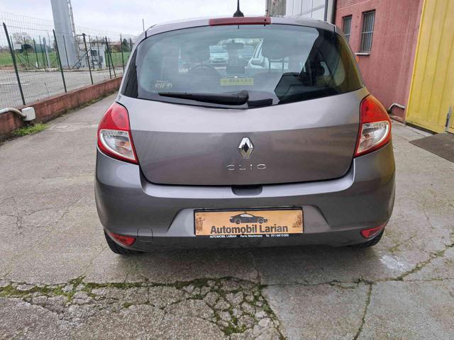 Renault Clio 1.2 16V 5 porte Luxe ok neopatentati - foto 3 di 4