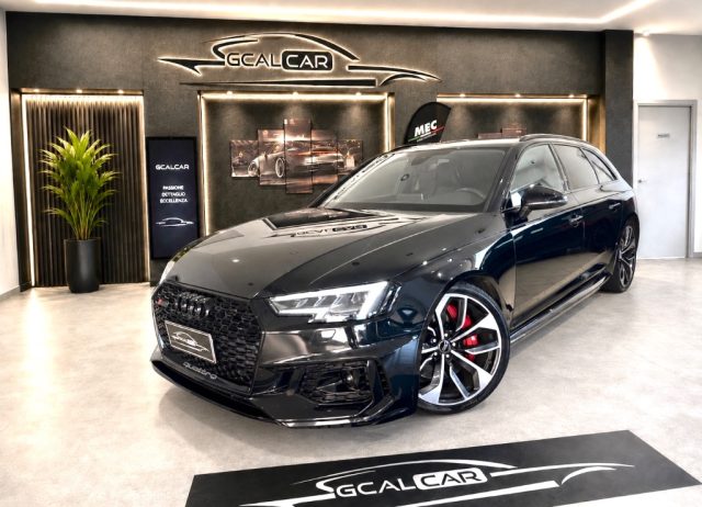 Audi RS 4 Avant - foto 4 di 4