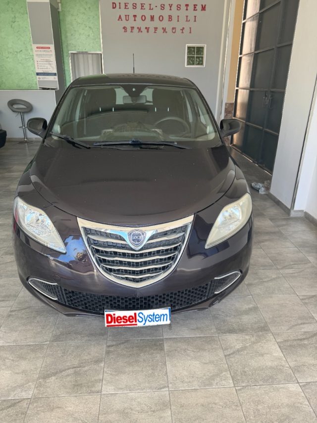 Lancia Ypsilon 1.3 MJT 16V 95 CV 5 porte S&S Platinum usato a ROSARNO