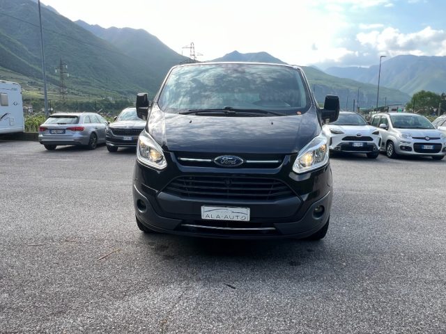Ford Tourneo Custom 310 2.0 TDCi 130CV PC Trend usato a ALA