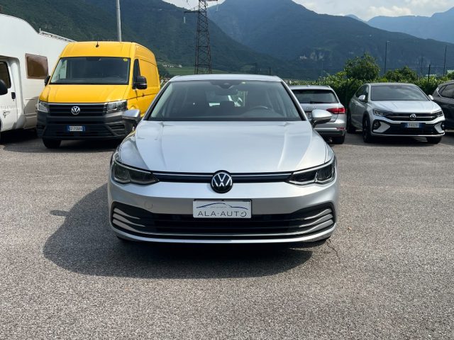 Volkswagen Golf 1.5 eTSI 130 CV EVO ACT DSG Life usato a ALA