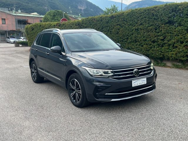 Volkswagen Tiguan 2.0 TDI 150 CV SCR DSG 4MOTION Elegance - foto 2 di 4