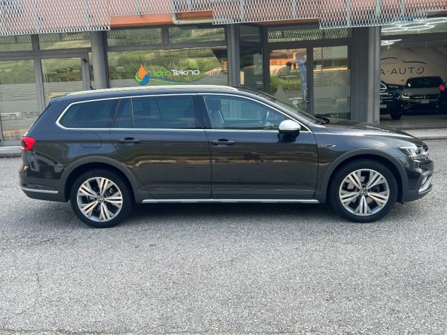 Volkswagen Passat Alltrack 2.0 TDI 200 CV 4MOTION DSG - foto 3 di 4