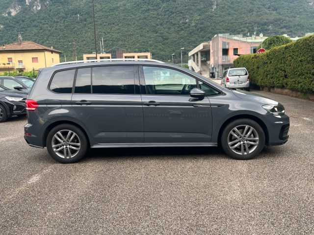 Volkswagen Touran 1.5 TSI ACT R-LINE Business BlueMotion Technology - foto 3 di 4