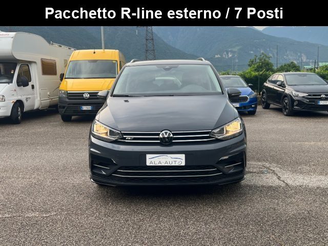 Volkswagen Touran 1.5 TSI ACT R-LINE Business BlueMotion Technology usato a ALA