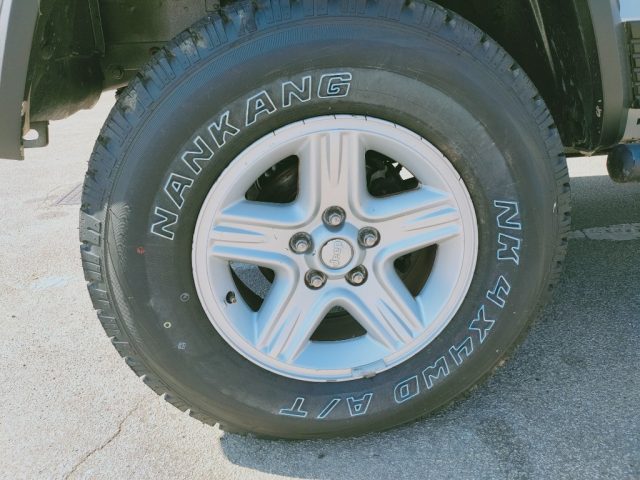 Jeep Cherokee 2.5 TD 5 porte Selec-Trac Country, del 1996, 285.000 km, in vendita a Firenze (FI)