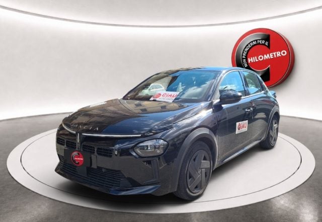 Lancia Ypsilon Hybrid e-DCT - foto 3 di 4