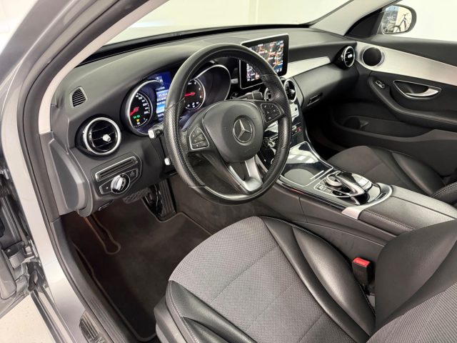 Mercedes-Benz C 220 d S.W. Auto Premium AMG - foto 4 di 4