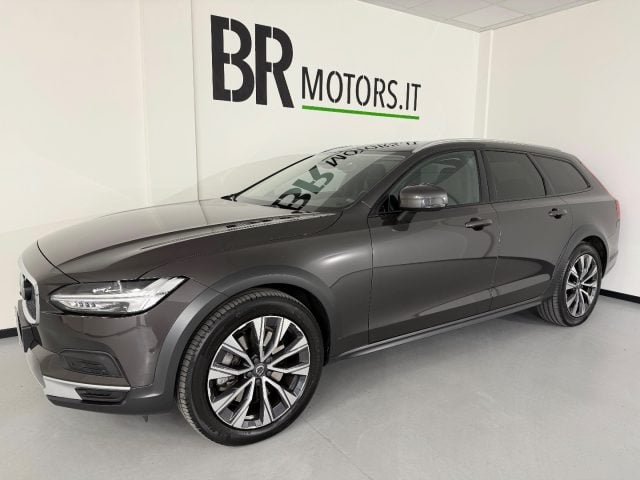 Volvo V90 Cross Country B4 (d) AWD " IVA ESPOSTA " usato a PARMA