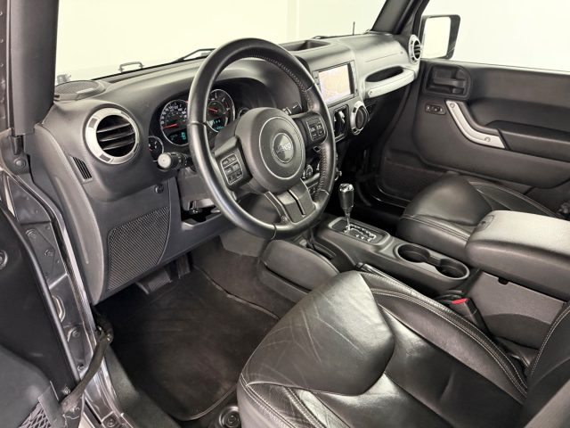Jeep Wrangler Unlimited 2.8 CRD DPF Sahara Auto E6 - foto 4 di 4