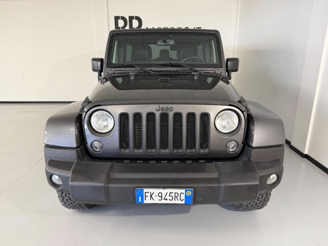 Jeep Wrangler Unlimited 2.8 CRD DPF Sahara Auto E6 - foto 2 di 4