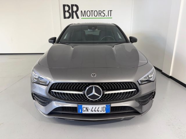 Mercedes-Benz CLA 200 d Shooting Brake Premium AMG Line - foto 2 di 4
