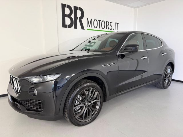 Maserati Levante V6 Diesel AWD Granlusso, del 2019, 90.000 km, in vendita a Parma (PR)