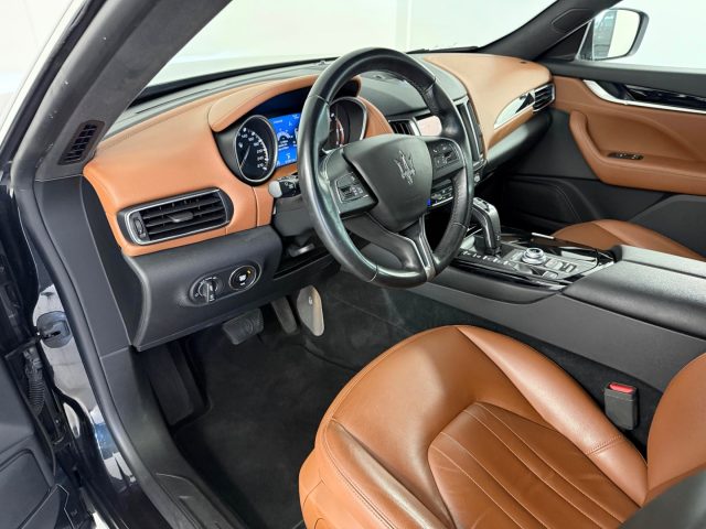 Maserati Levante V6 Diesel AWD Granlusso - foto 4 di 4