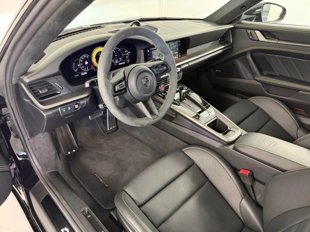Porsche 992 992 911 Turbo S Coupé " IVA ESPOSTA " - foto 4 di 4