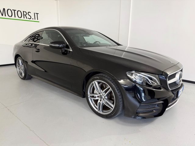 Mercedes-Benz E 220 d 4Matic Premium AMG Line - foto 3 di 4