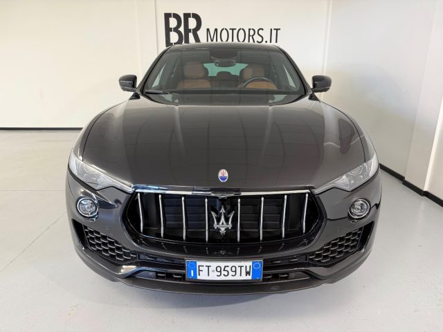 Maserati Levante V6 Diesel AWD Granlusso - foto 2 di 4