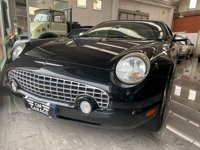 Ford Thunderbird convertibile - foto 2 di 4