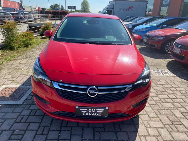 Opel Astra 1.6 CDTi 110CV Start&Stop 5 porte Innovation, del 2016, 166.520 km, in vendita a Ossona (MI)
