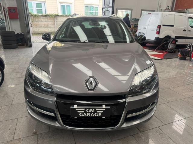 Renault Laguna 2.0 dCi 150CV S&S SporTour Limited ESM, del 2015, 151.254 km, in vendita a Ossona (MI)