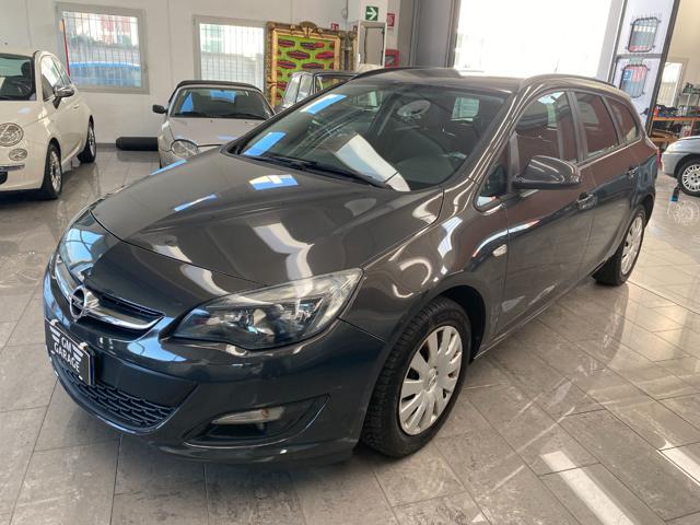Opel Astra 1.4 Turbo 140CV Sports Tourer GPL Tech Cosmo - foto 2 di 4