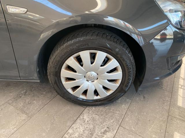 Opel Astra 1.4 Turbo 140CV Sports Tourer GPL Tech Cosmo - foto 4 di 4