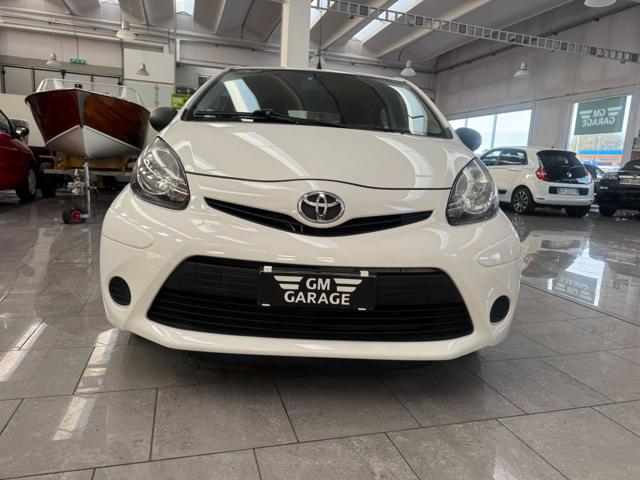 Toyota Aygo 1.0 12V VVT-i 5 porte Active Connect - foto 4 di 4